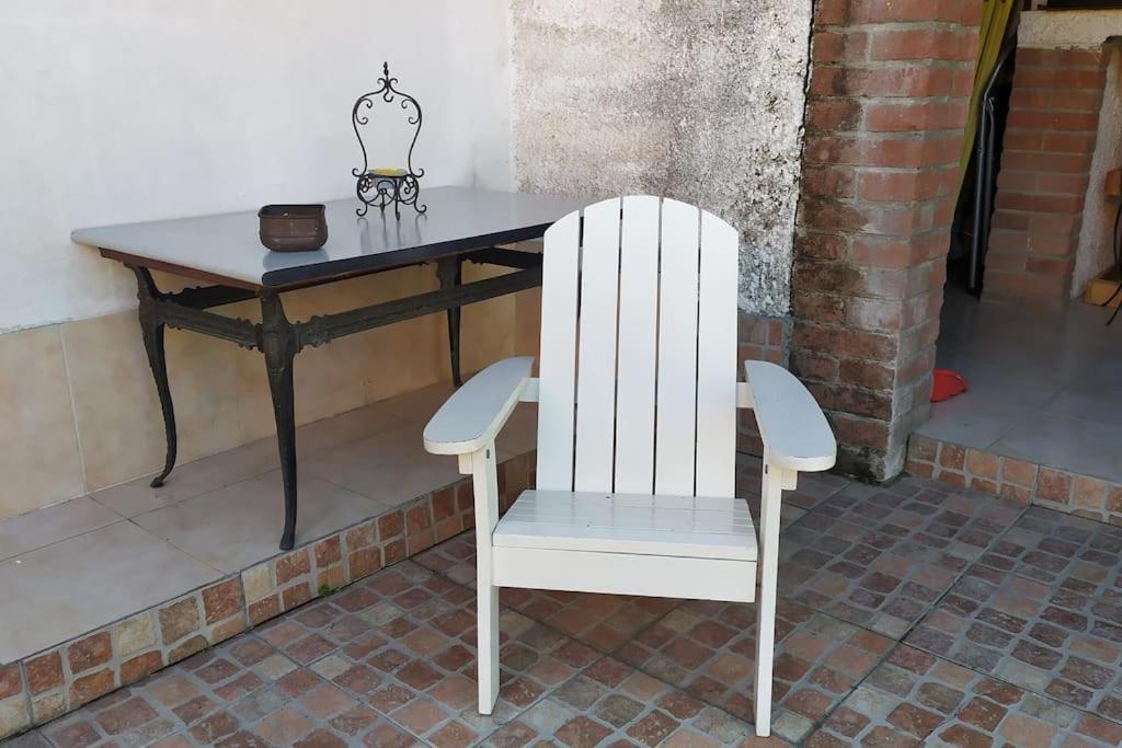 Shanti Ca' Casa Indipendente Con Giardino Lacchiarella Eksteriør billede